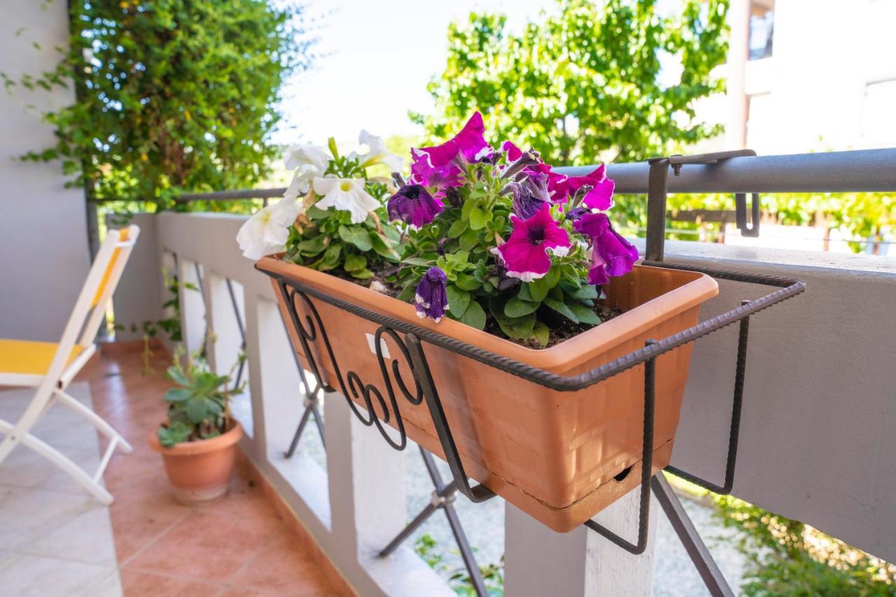 Secret Garden 76 Sq.M. Apartment Close To City Center Janina Zewnętrze zdjęcie