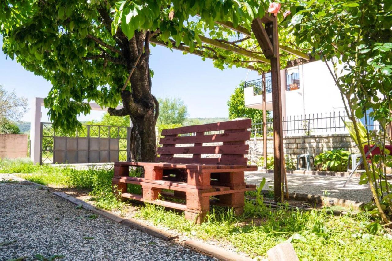 Secret Garden 76 Sq.M. Apartment Close To City Center Janina Zewnętrze zdjęcie
