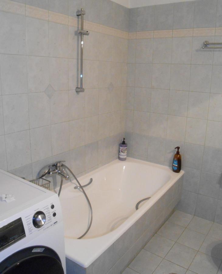 Secret Garden 76 Sq.M. Apartment Close To City Center Janina Zewnętrze zdjęcie